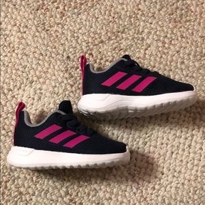 NWOT girls adidas sneakers